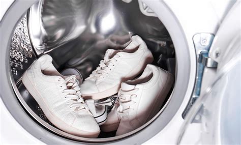 how to wash white shoes in washing machine.